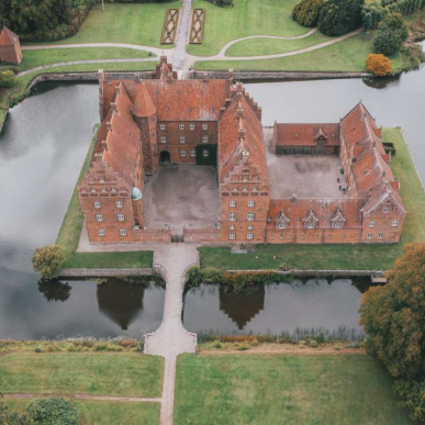 Gisselfeld Kloster efterår